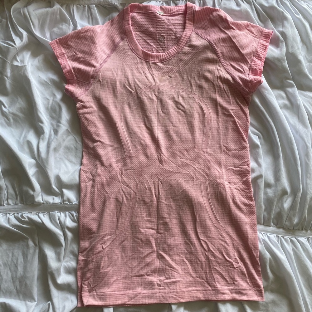 Light Pink Lulu Swiftly Tech (OPEN TO TRADES)